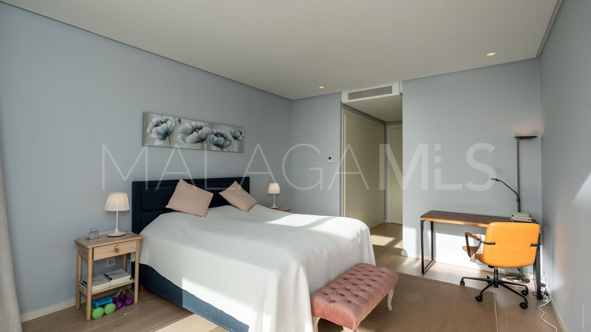 For sale Monte Mayor apartment with 3 bedrooms