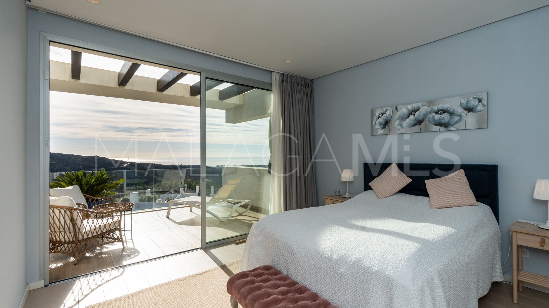 For sale Monte Mayor apartment with 3 bedrooms