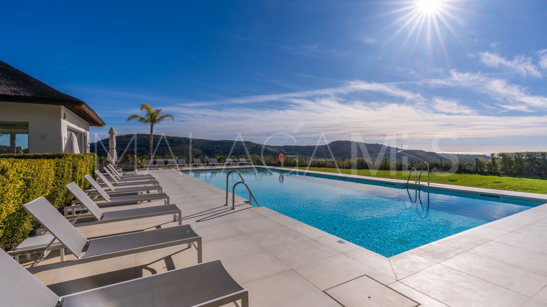 For sale Monte Mayor apartment with 3 bedrooms