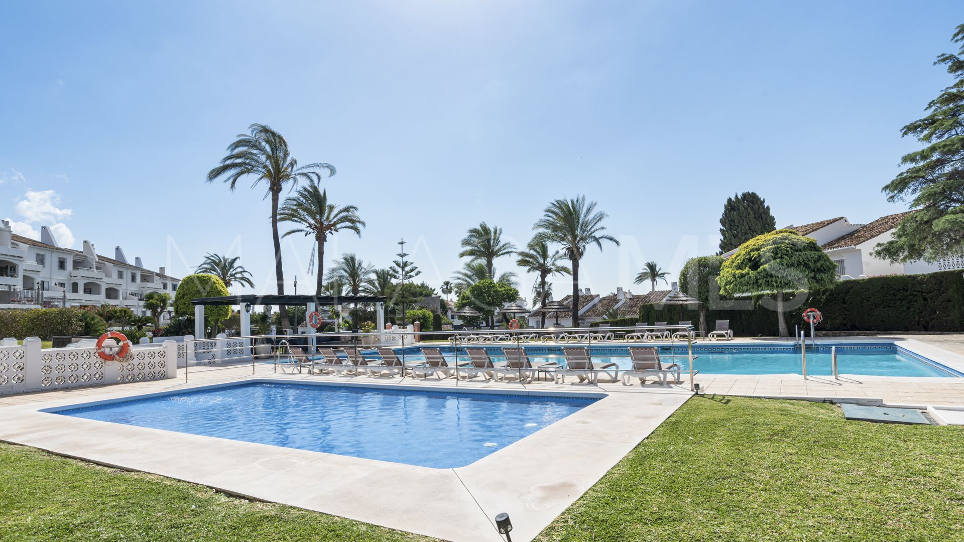 3 bedrooms apartment for sale in Nueva Andalucia