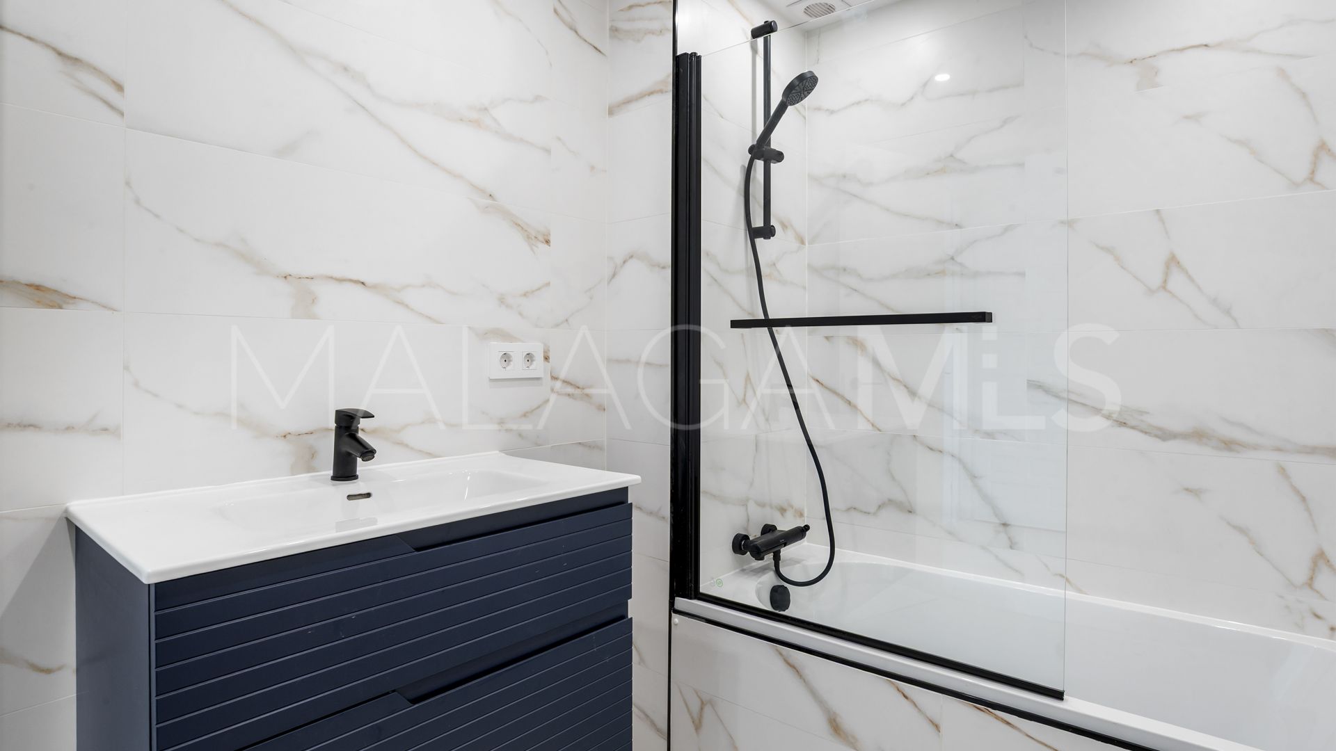 3 bedrooms apartment for sale in Nueva Andalucia