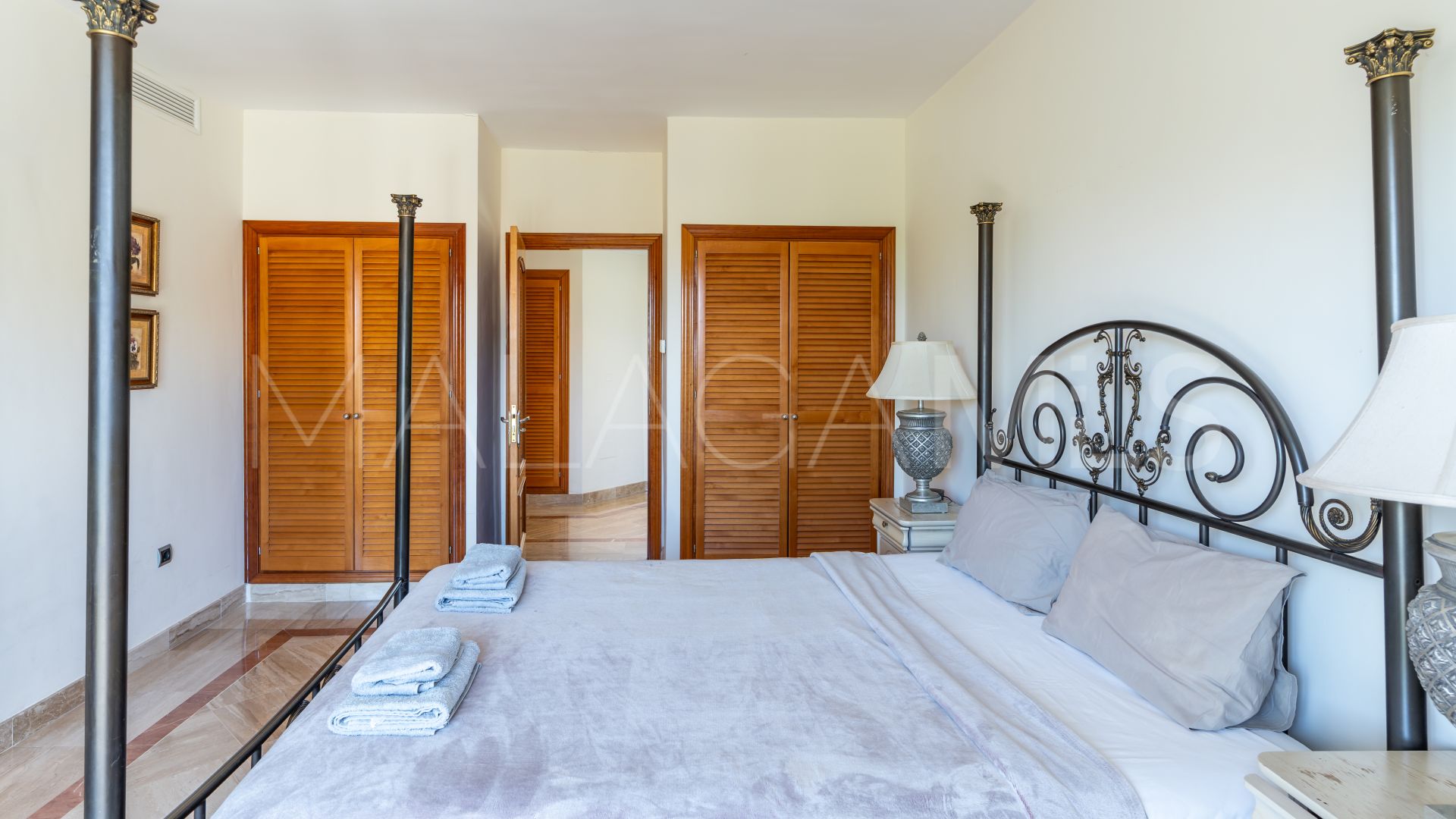 5 bedrooms chalet for sale in Puerto del Almendro