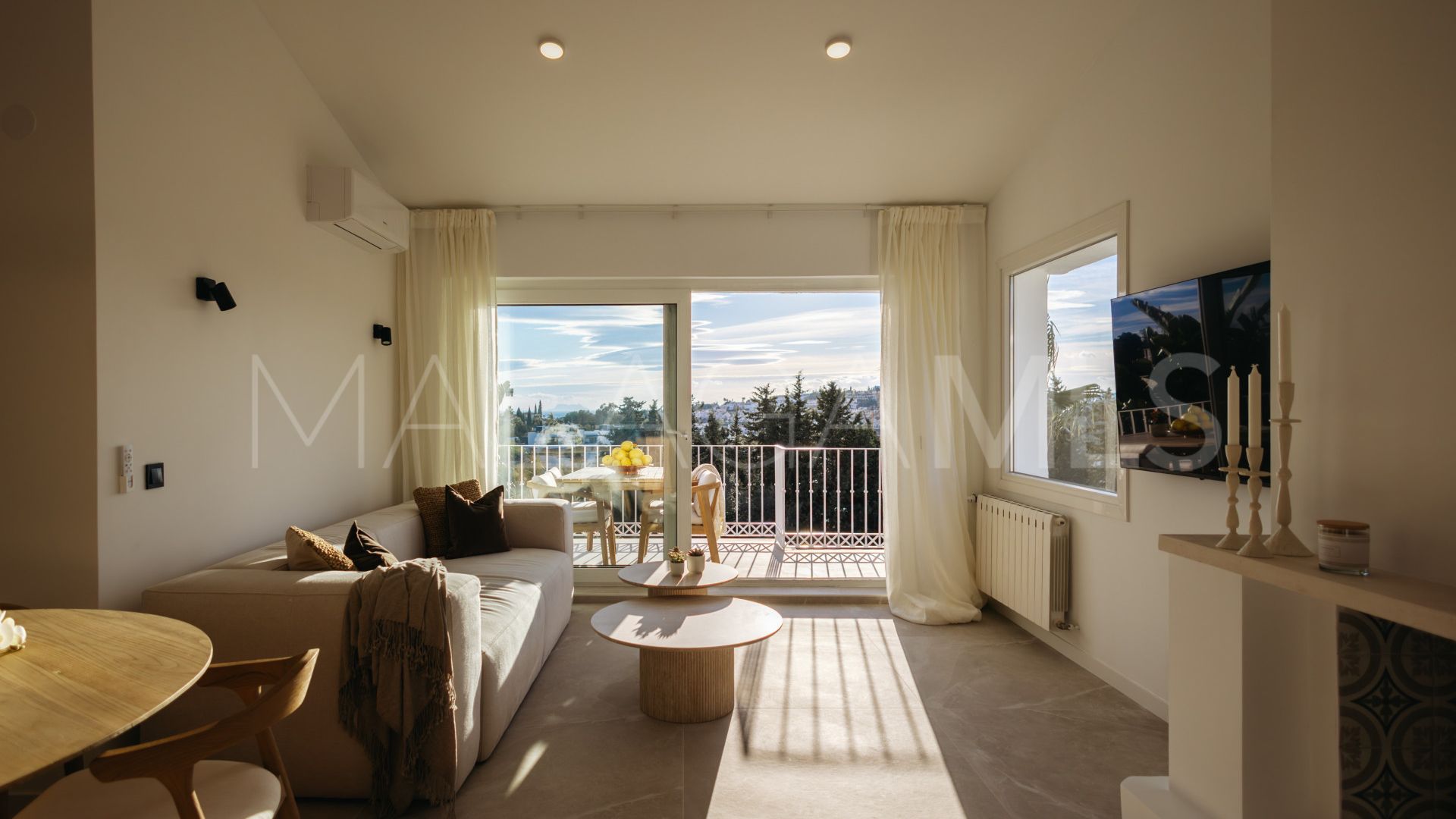 Adosado for sale with 2 bedrooms in Atalaya Golf