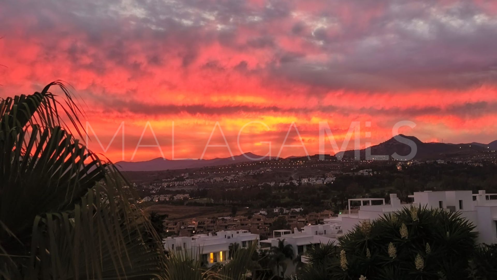 Adosado for sale with 2 bedrooms in Atalaya Golf