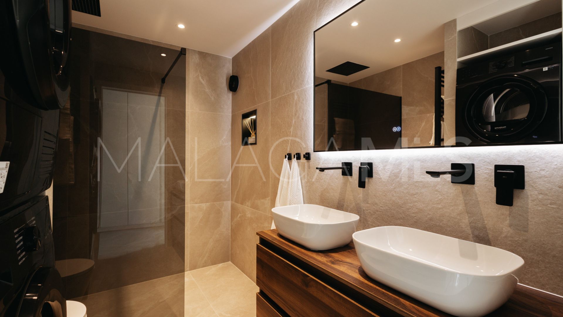 Adosado for sale with 2 bedrooms in Atalaya Golf