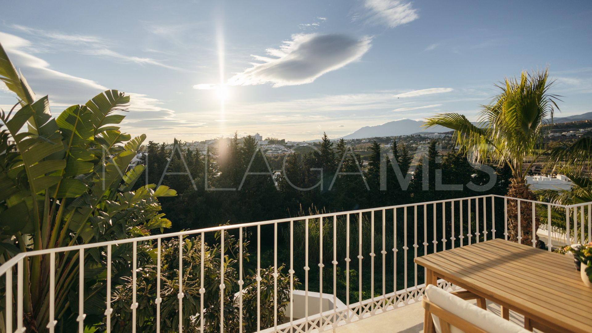 Adosado for sale with 2 bedrooms in Atalaya Golf