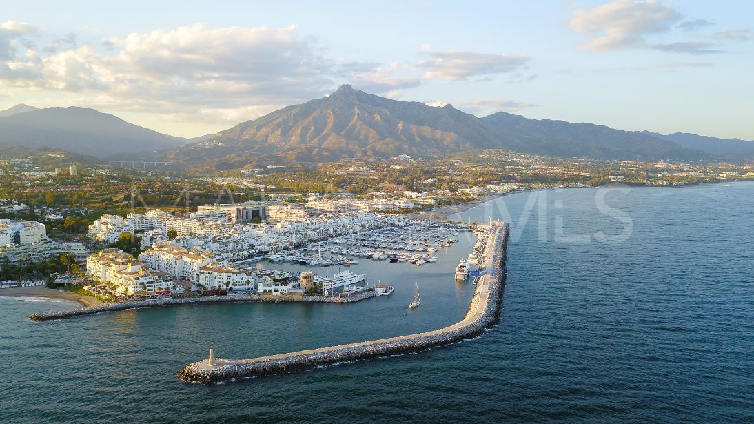 For sale apartment with 2 bedrooms in Las Brisas