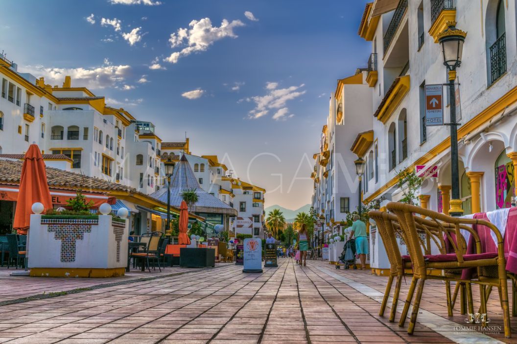 For sale apartment with 2 bedrooms in Las Brisas