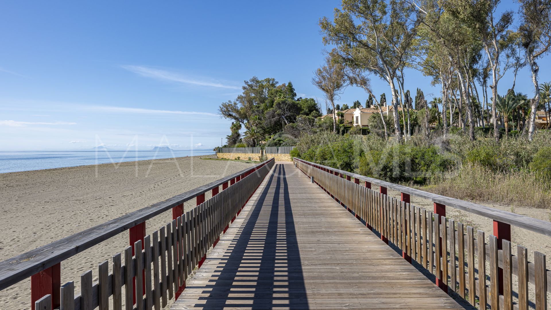 For sale apartment in Beach Side New Golden Mile with 3 bedrooms