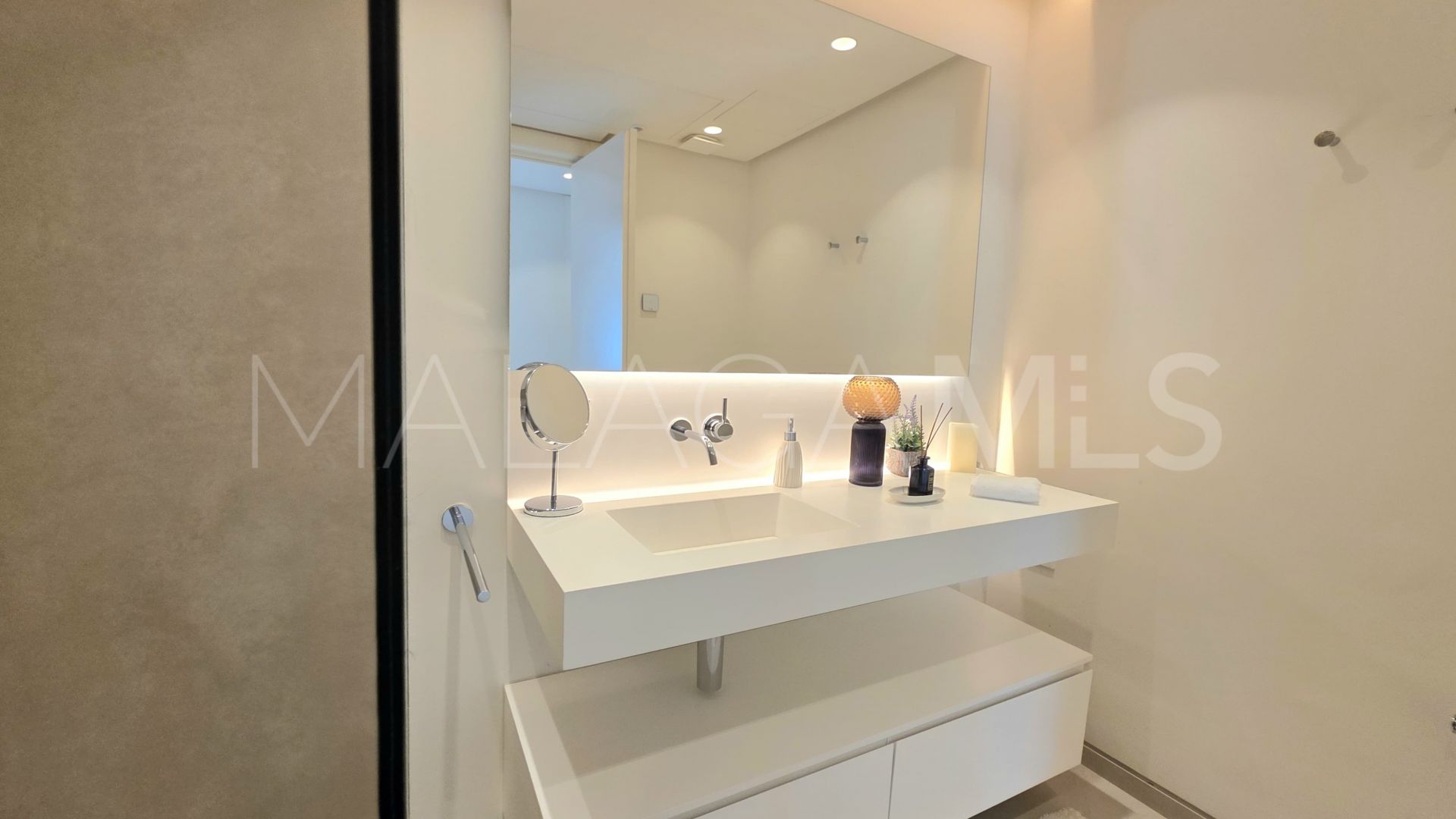 Buy 3 bedrooms apartment in Palo Alto