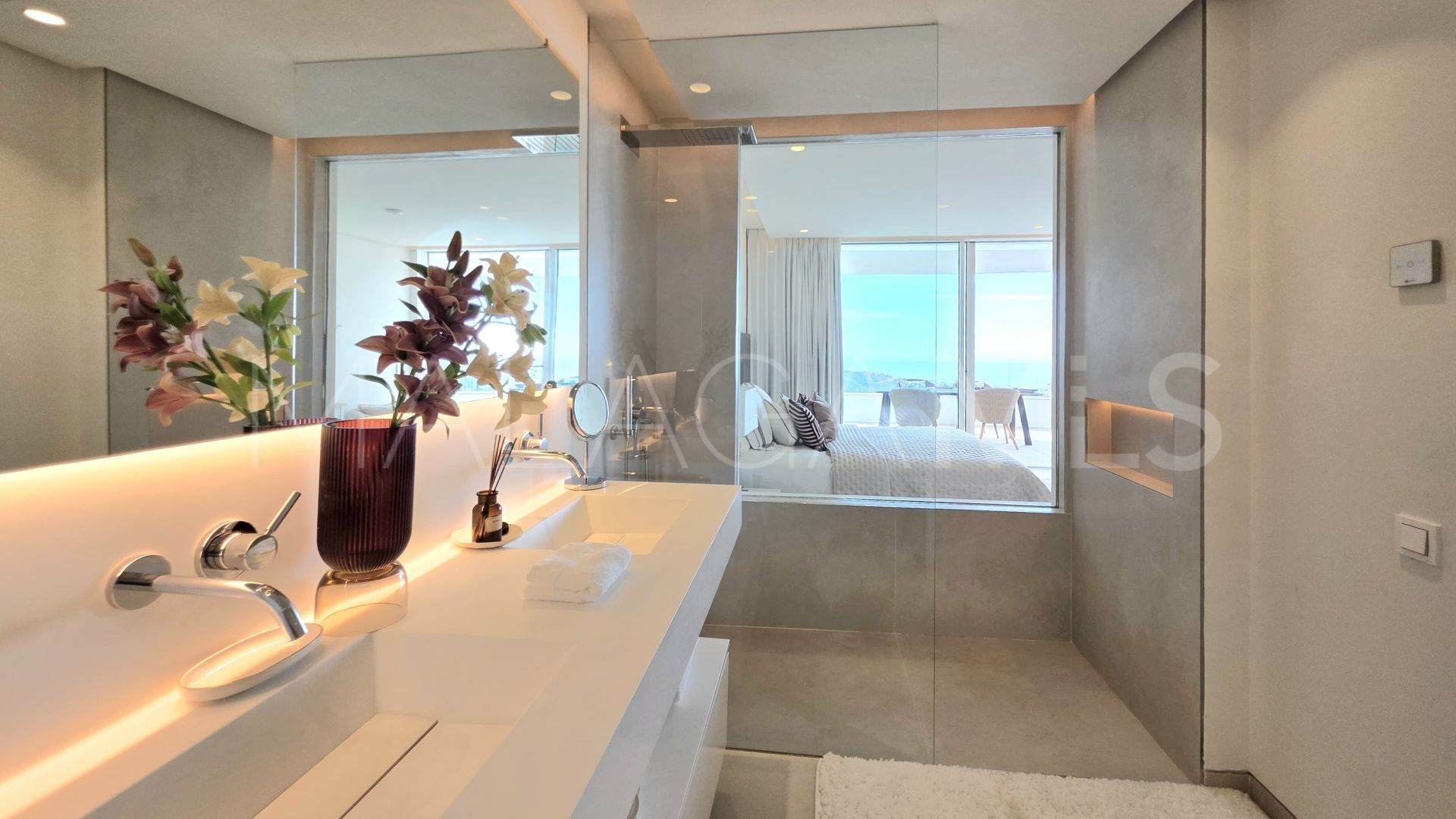 Buy 3 bedrooms apartment in Palo Alto