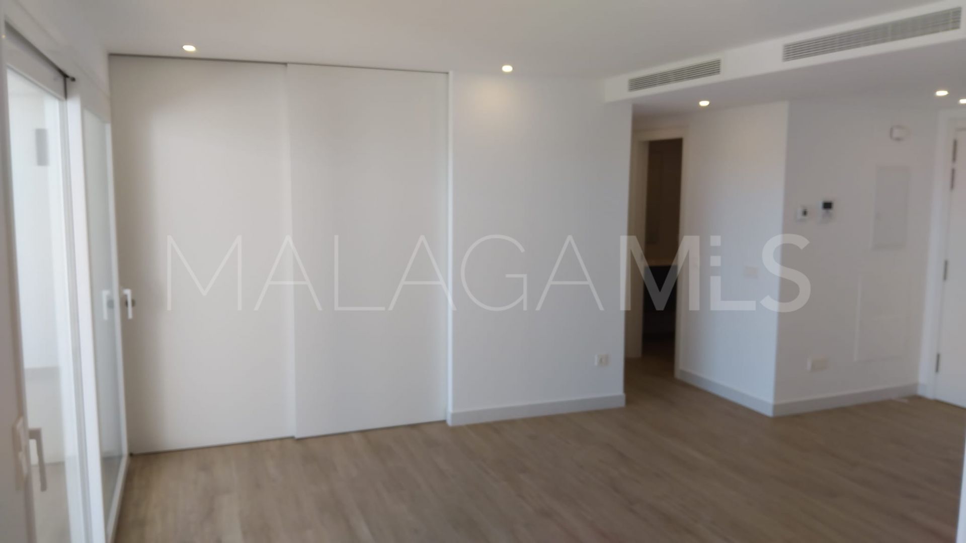 Alcazaba Lagoon 2 bedrooms apartment for sale