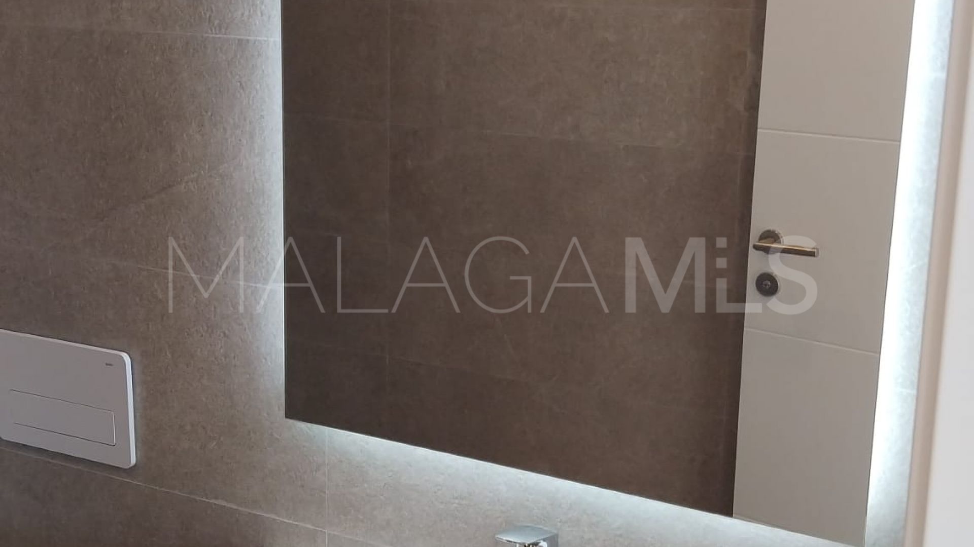 Alcazaba Lagoon 2 bedrooms apartment for sale