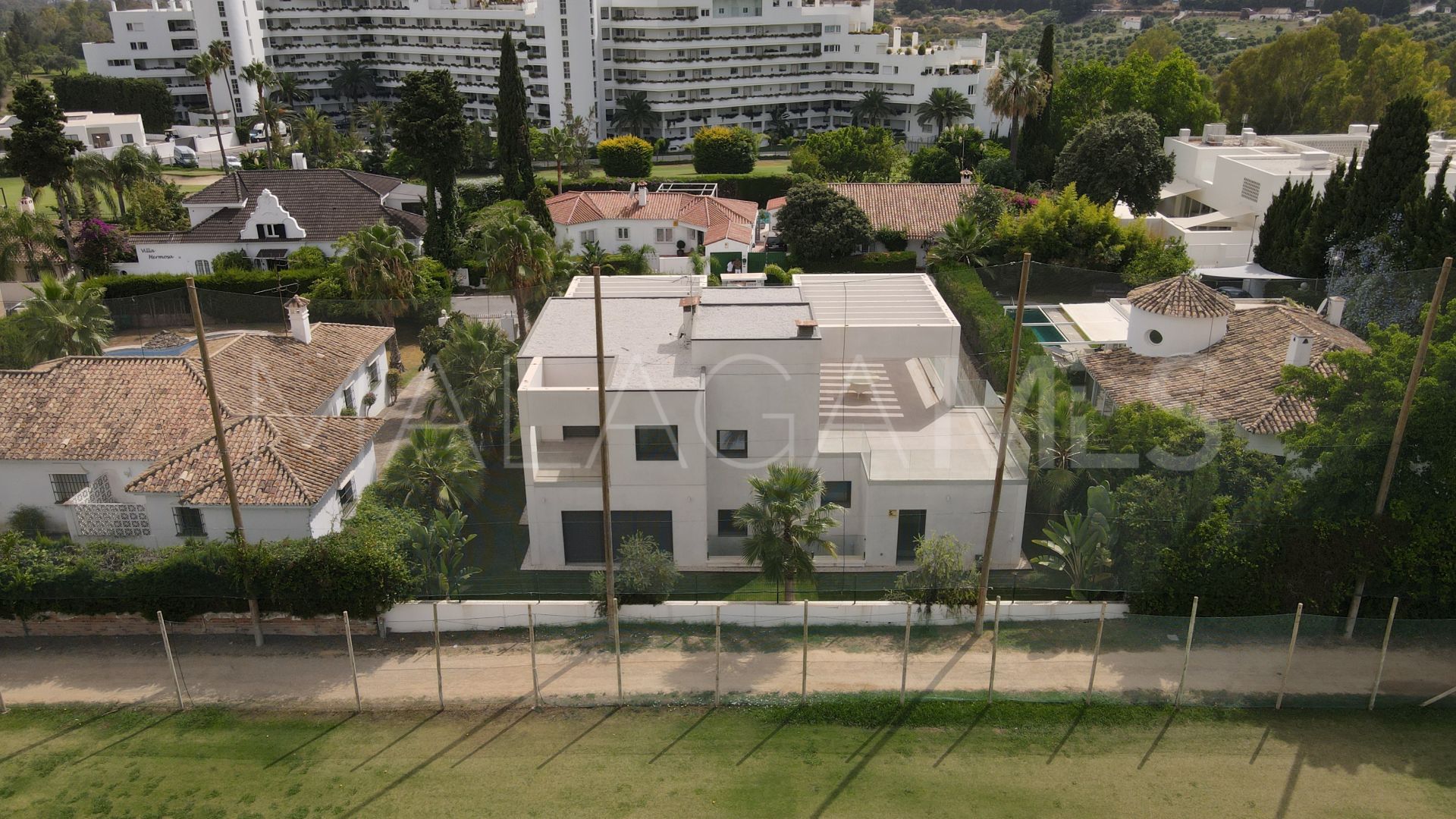 Haus for sale in Guadalmina Alta