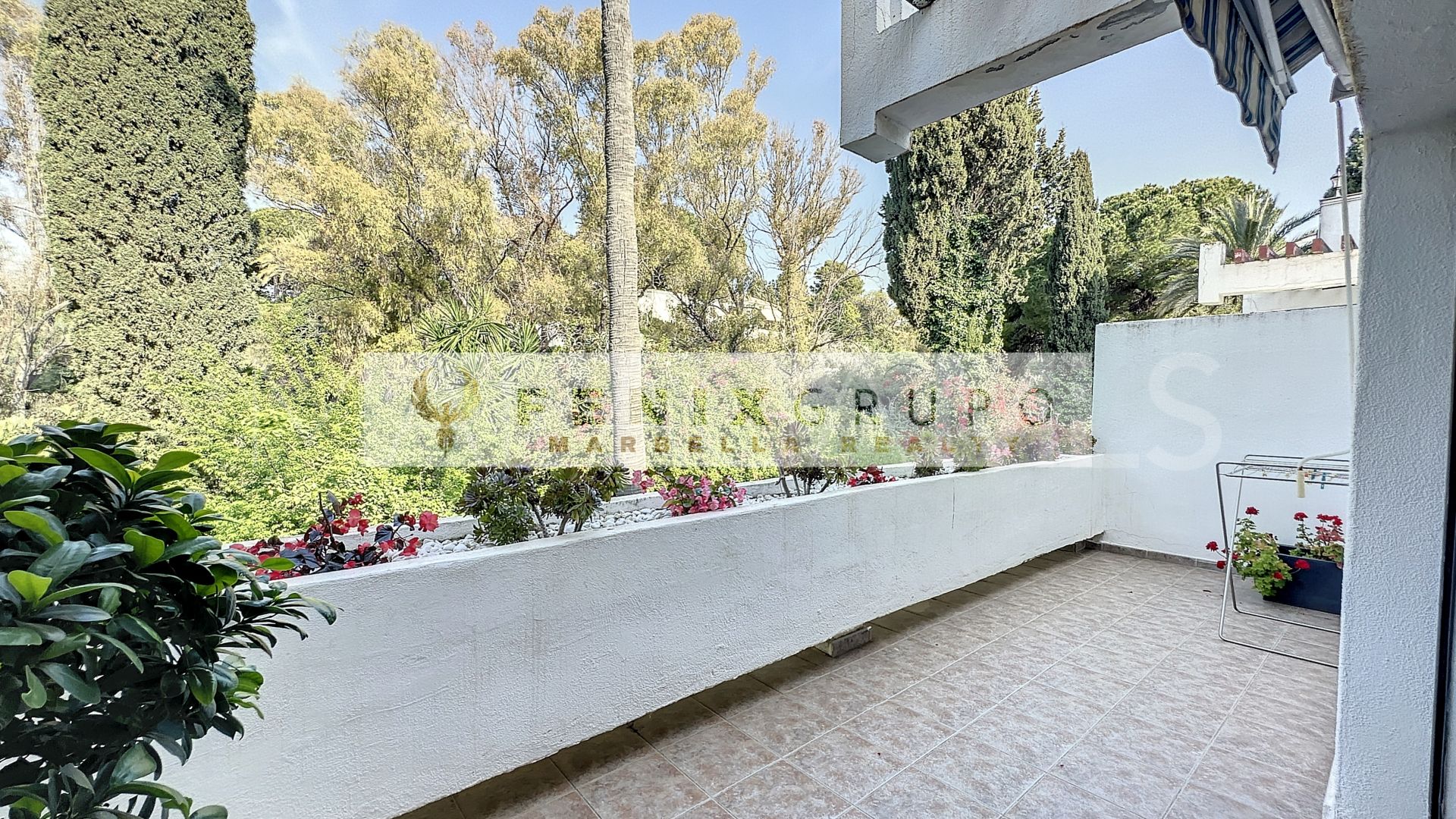 Appartement terrasse for sale in Las Lomas del Marbella Club