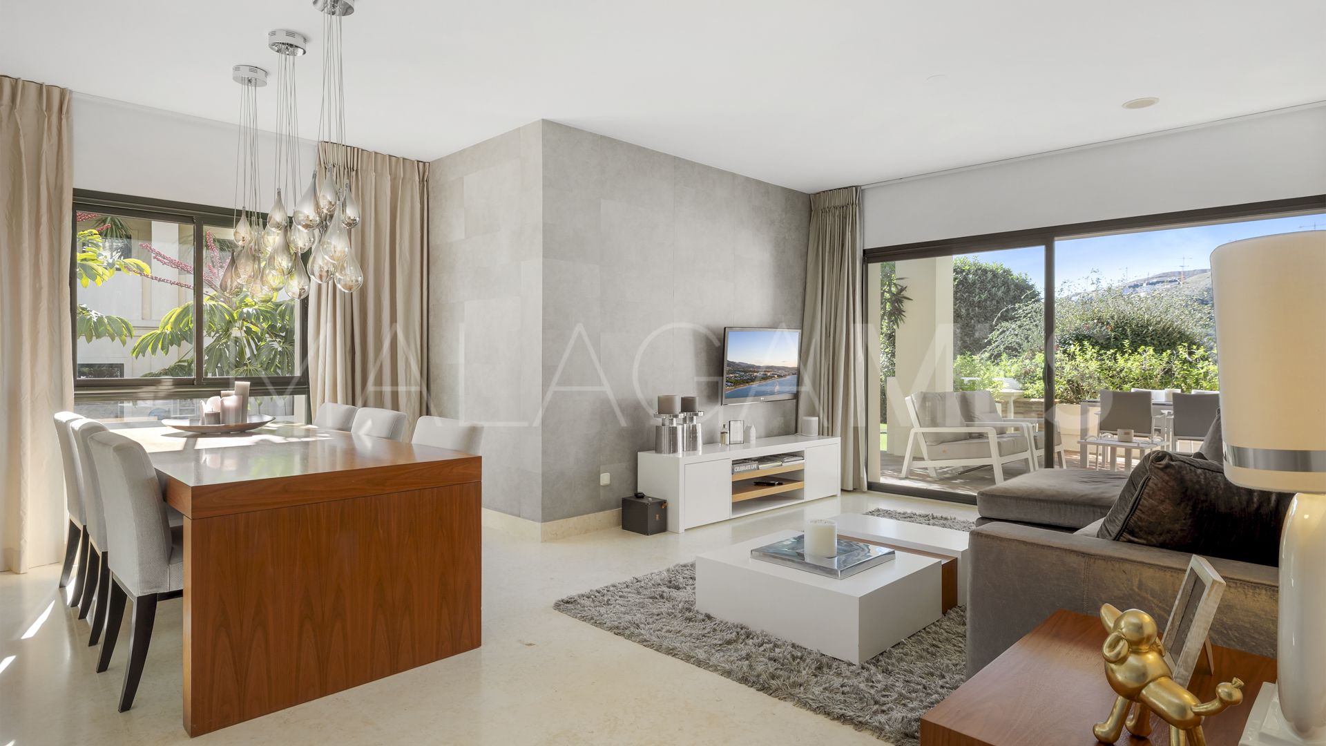 Markplanslägenhet for sale in Los Capanes del Golf
