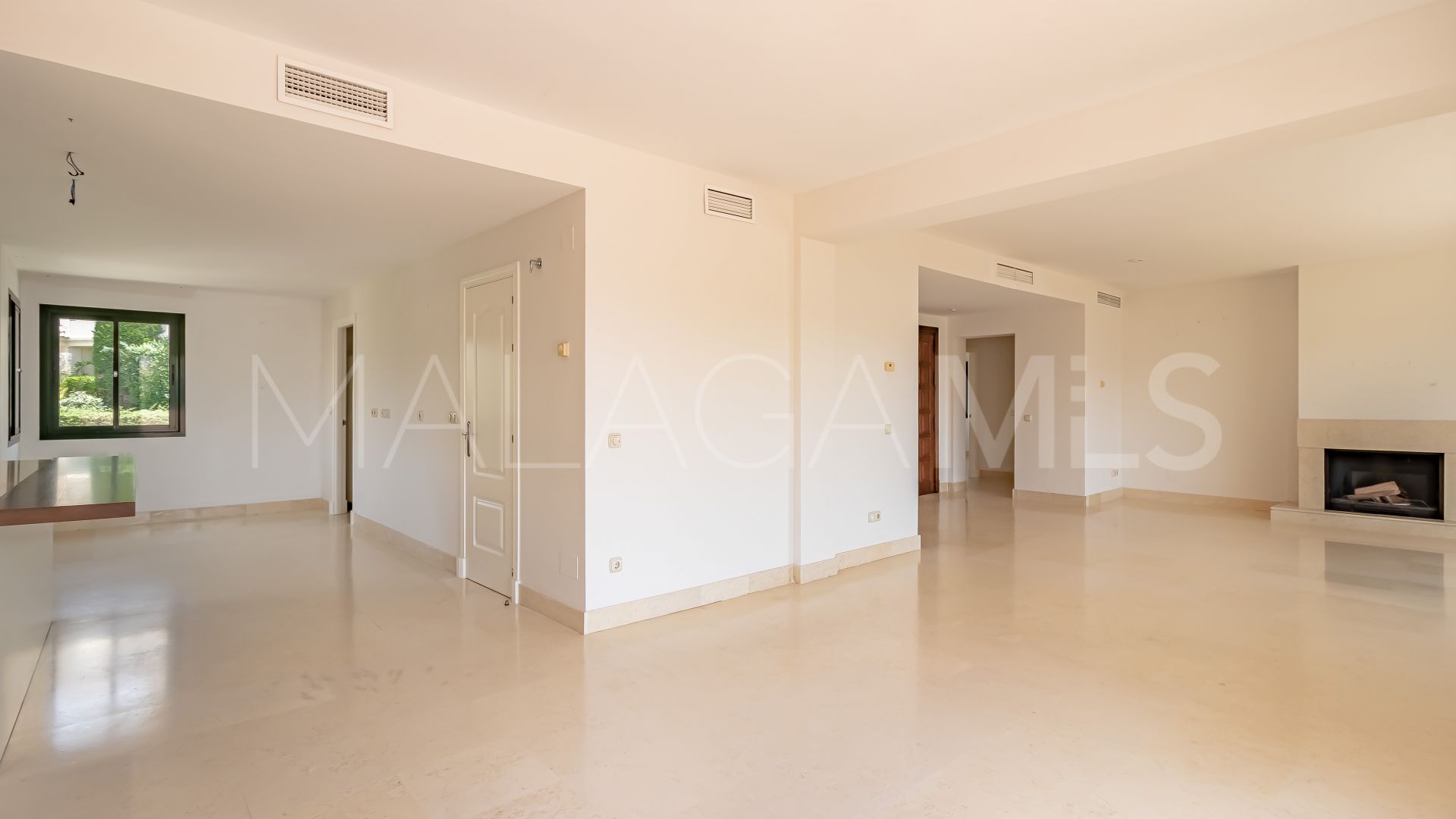 3 bedrooms duplex penthouse in Los Capanes del Golf for sale