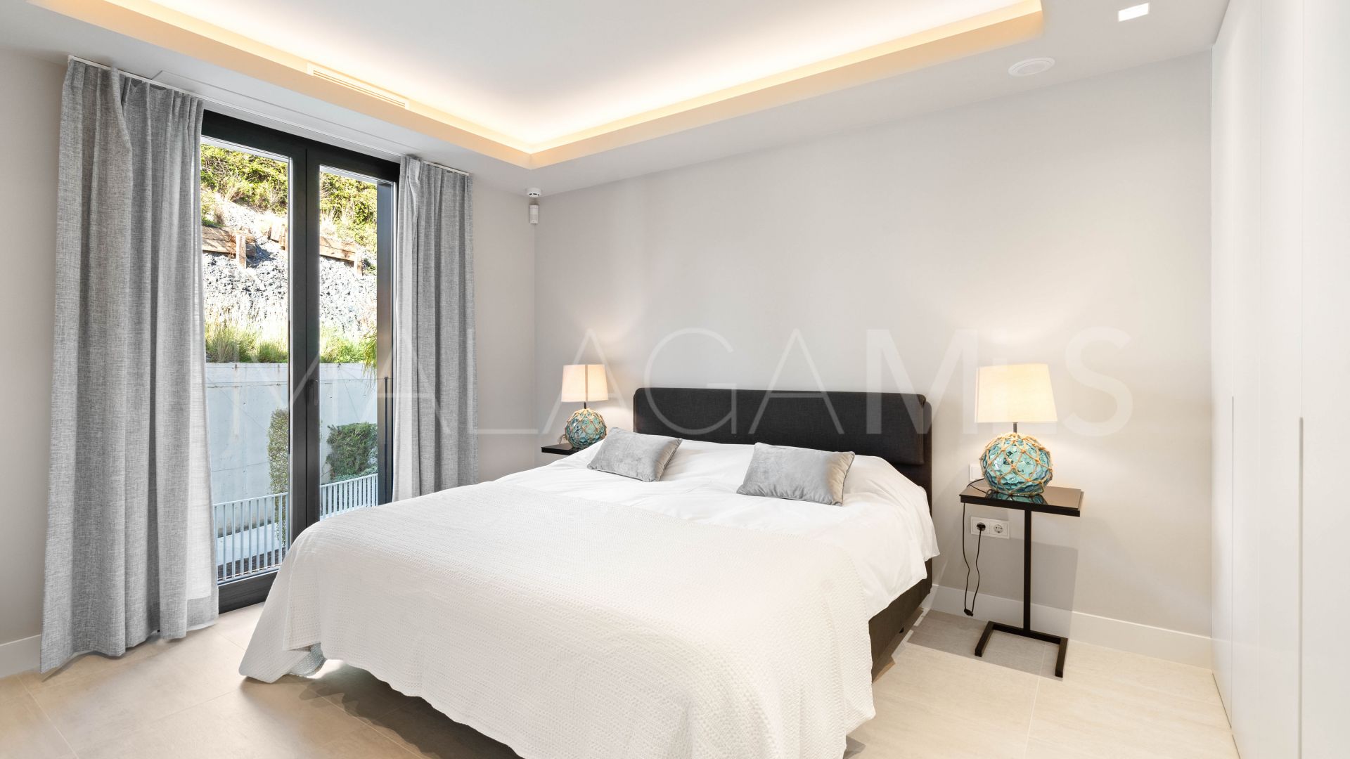 Wohnung for sale in Azahar de Marbella