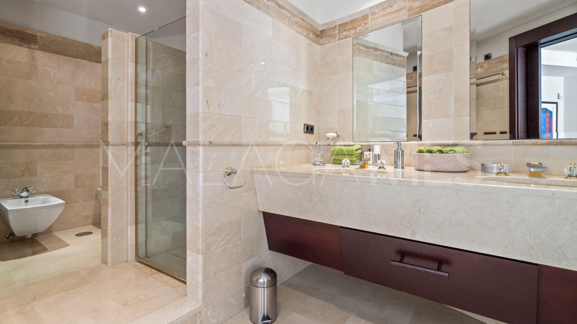 For sale Laguna de Banus 4 bedrooms ground floor duplex