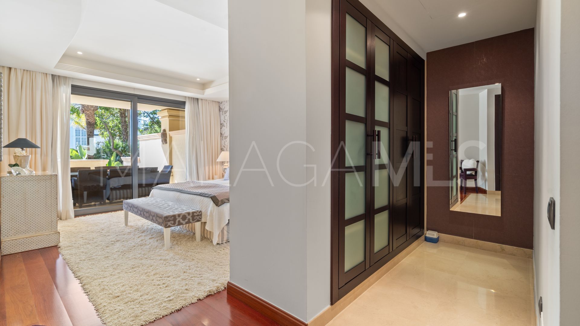 For sale Laguna de Banus 4 bedrooms ground floor duplex