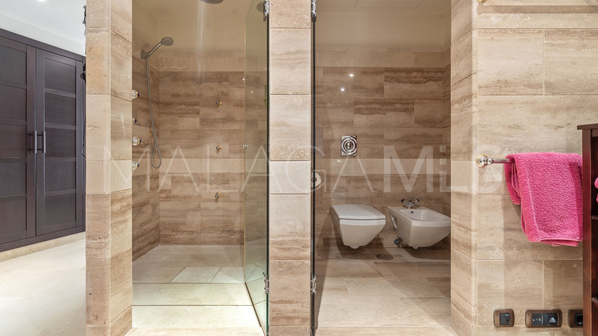 For sale Laguna de Banus 4 bedrooms ground floor duplex