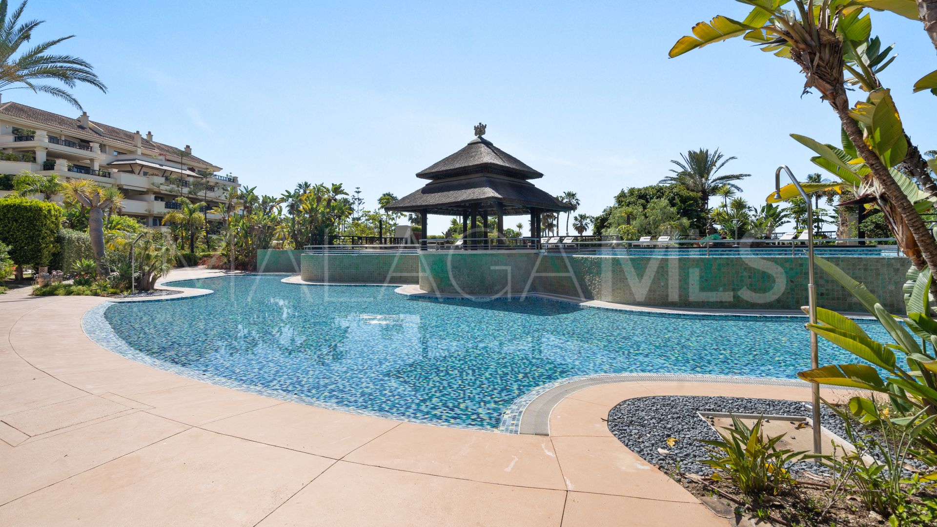 For sale Laguna de Banus 4 bedrooms ground floor duplex