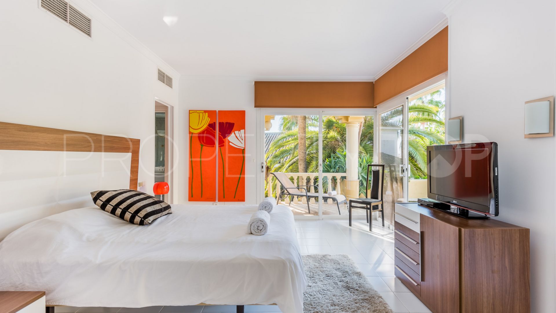 Se vende villa con 4 dormitorios en Bahia de Marbella