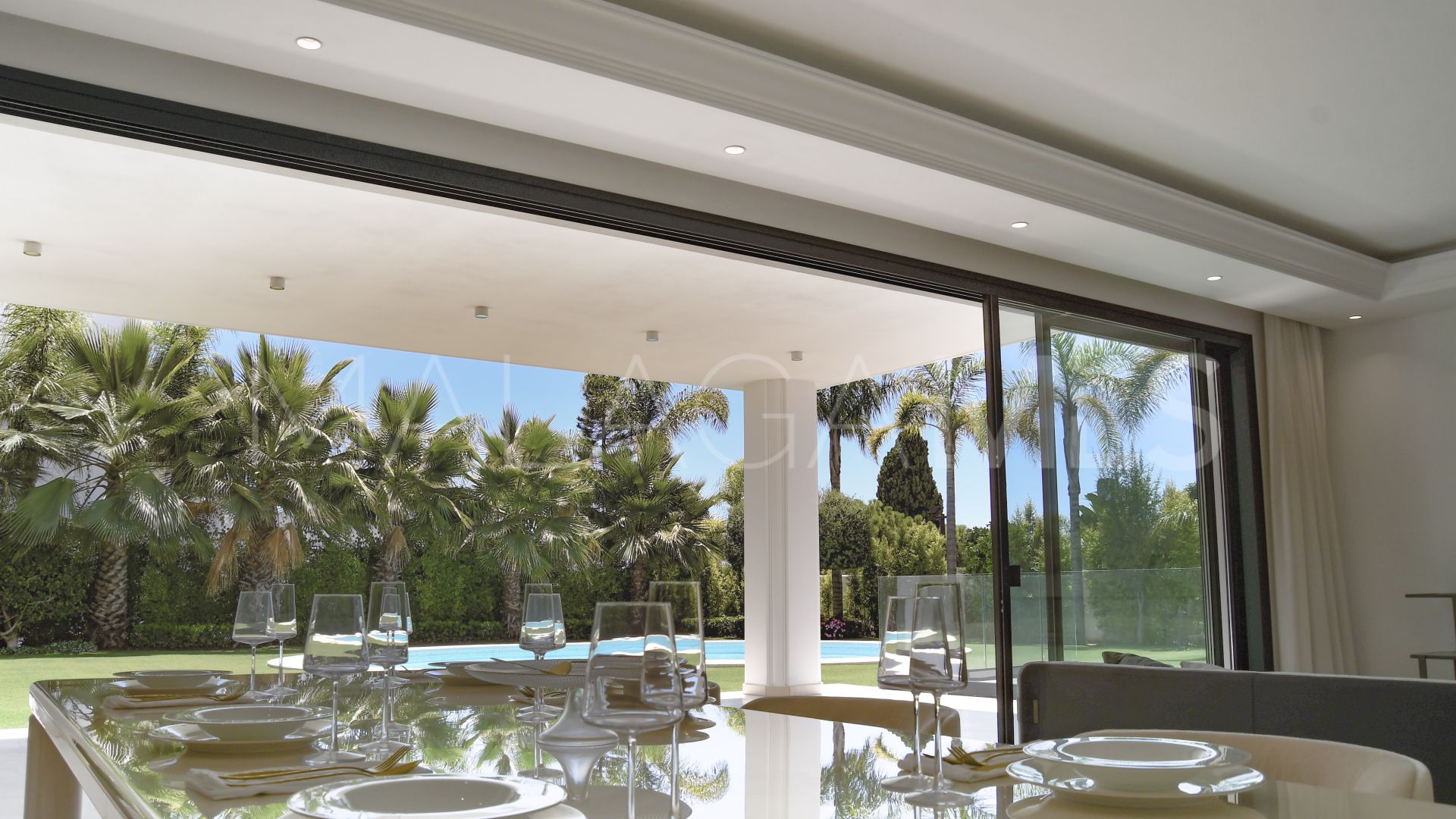 Villa for sale in Las Lomas del Marbella Club