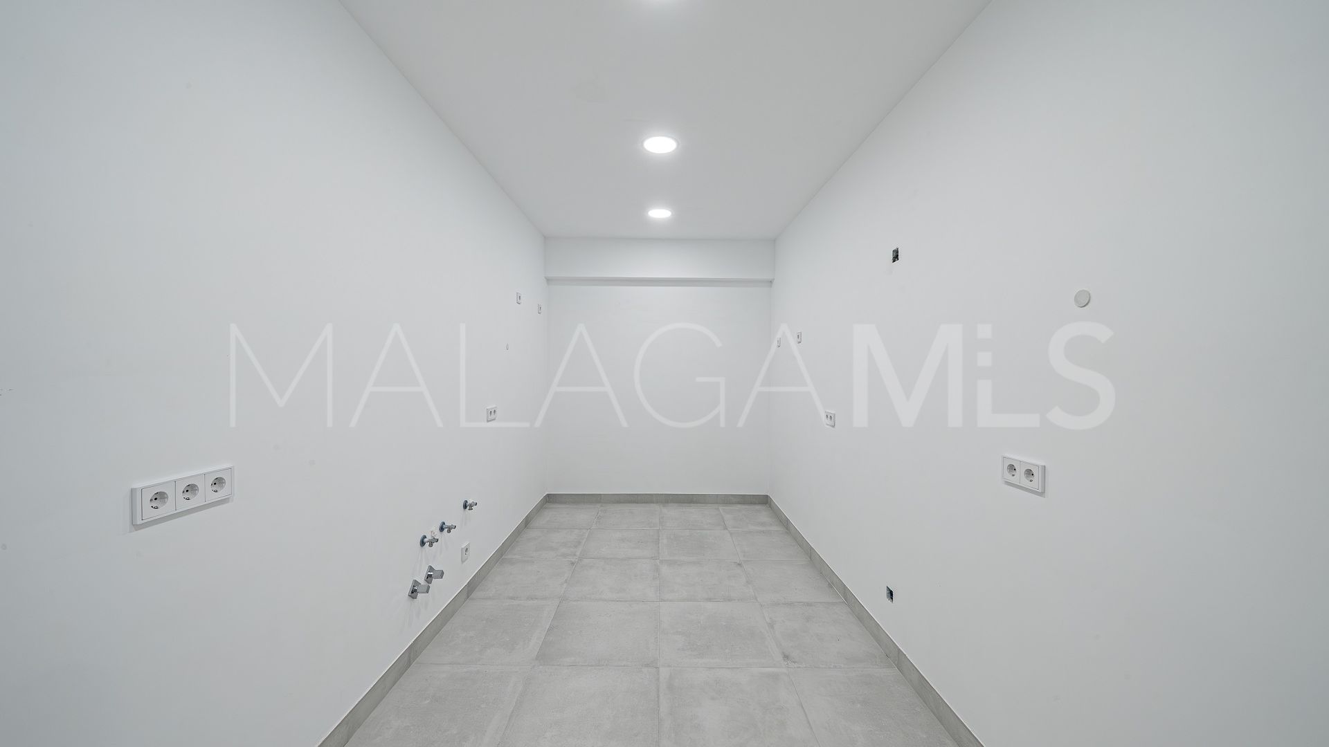 Villa for sale in Las Lomas del Marbella Club