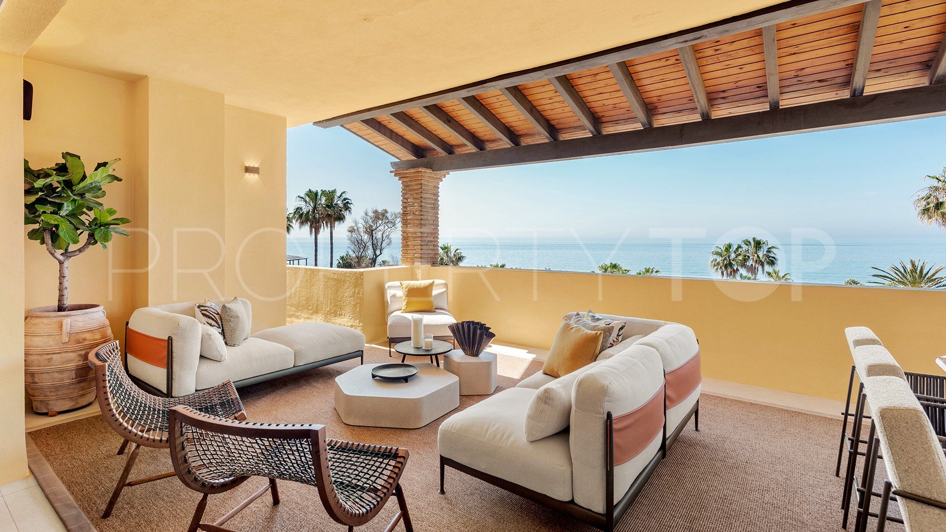 Duplex penthouse for sale in Marbella East