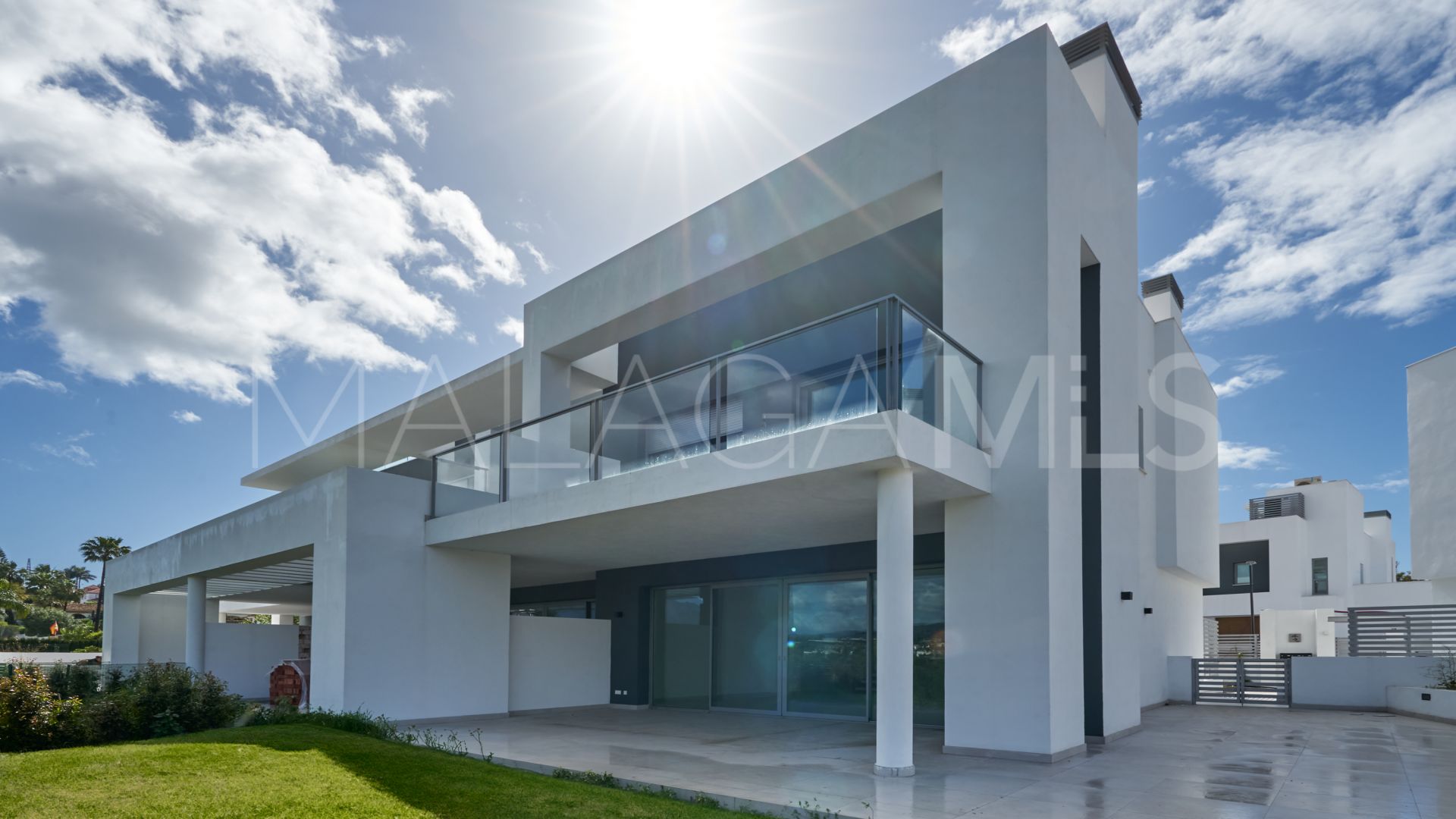 Villa jumelée for sale in Guadalmina Alta