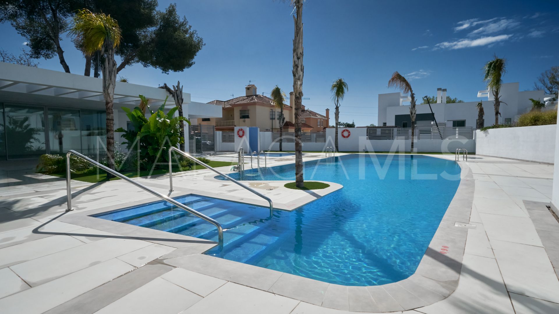 Buy 3 bedrooms semi detached villa in Guadalmina Alta