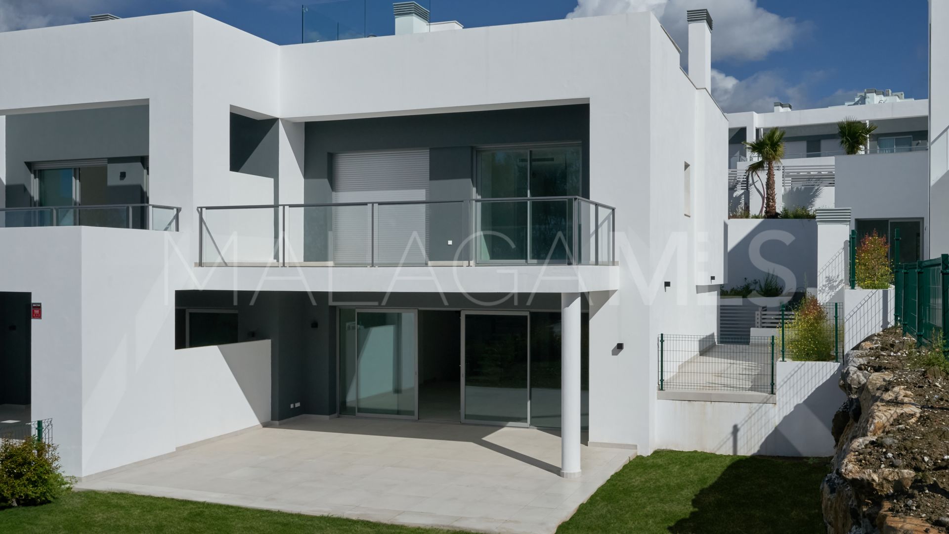 Buy 3 bedrooms semi detached villa in Guadalmina Alta