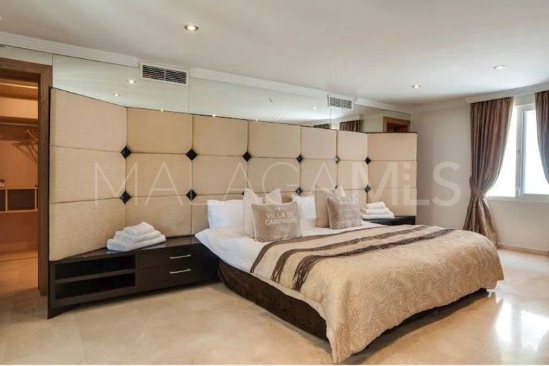 For sale Marbella City 8 bedrooms villa