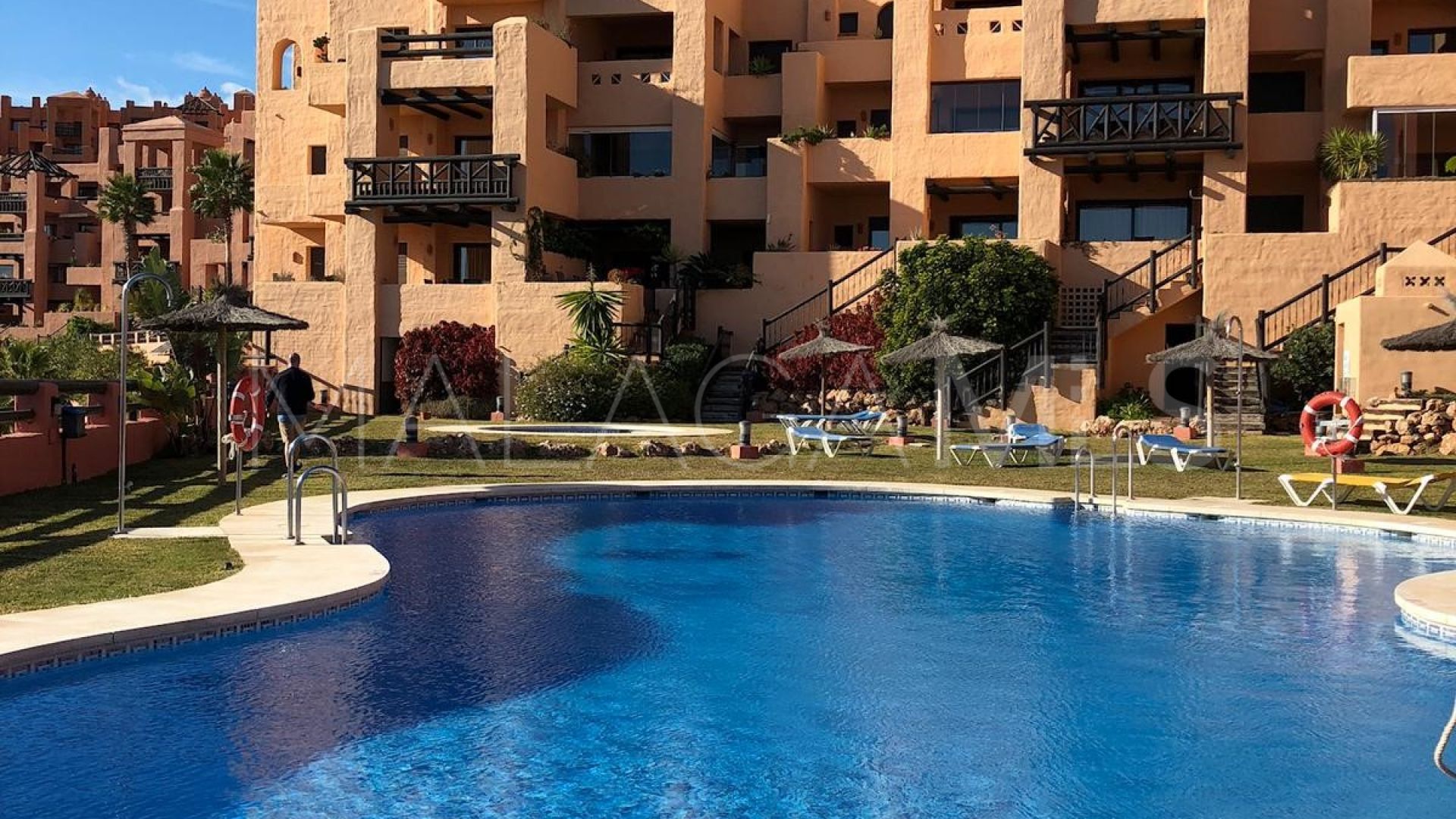 For sale 3 bedrooms penthouse in Sabinillas