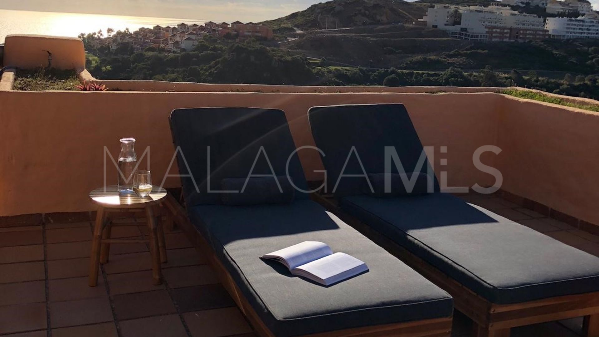 For sale 3 bedrooms penthouse in Sabinillas