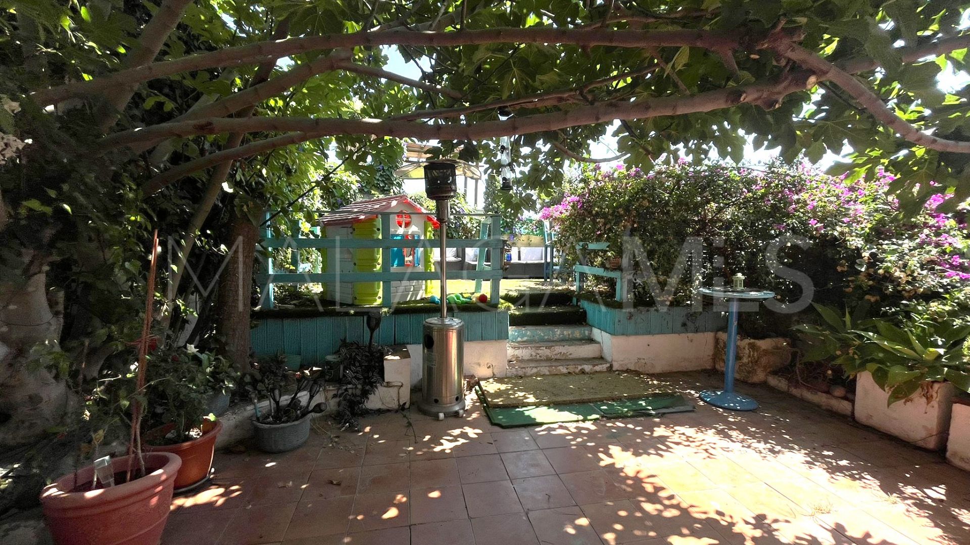 Manilva Pueblo, pareado de 4 bedrooms for sale