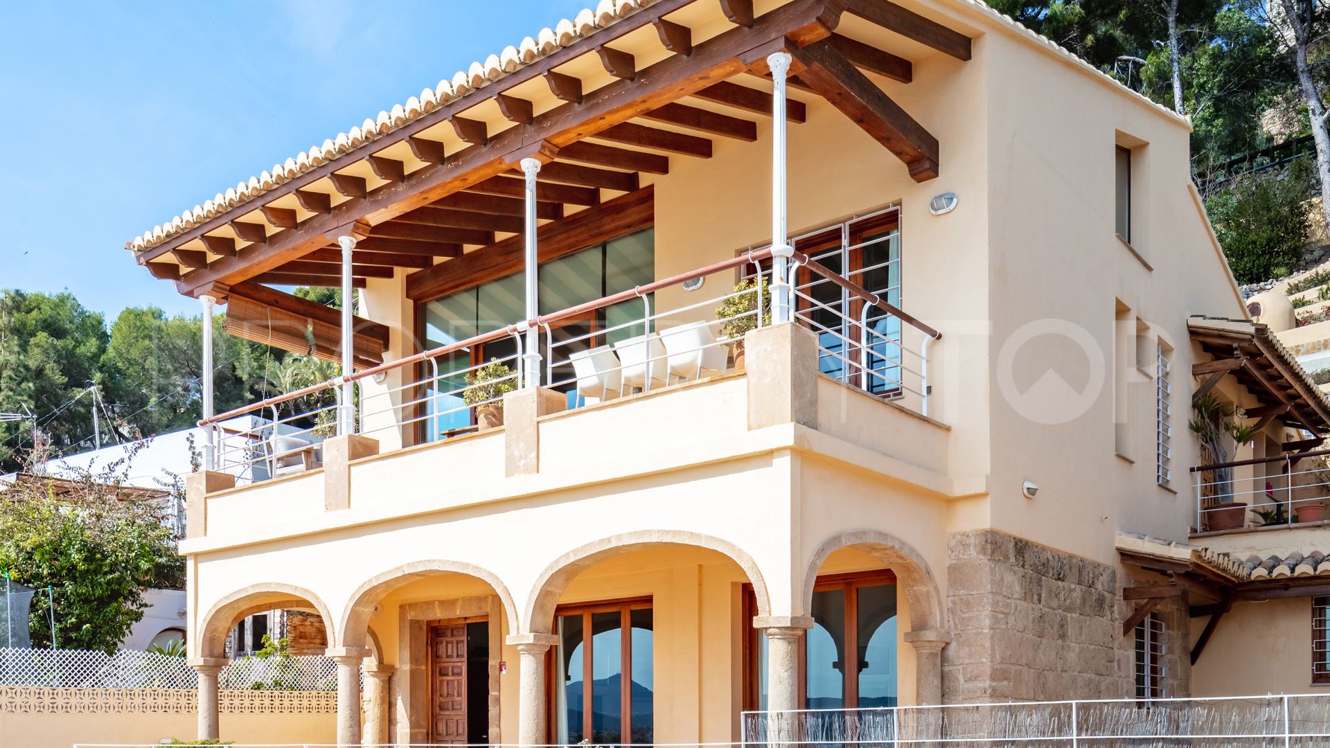 Villa en venta de 4 dormitorios en Puerto