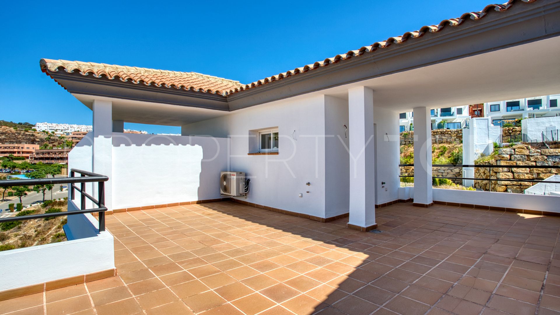 For sale town house in Bahia de las Rocas