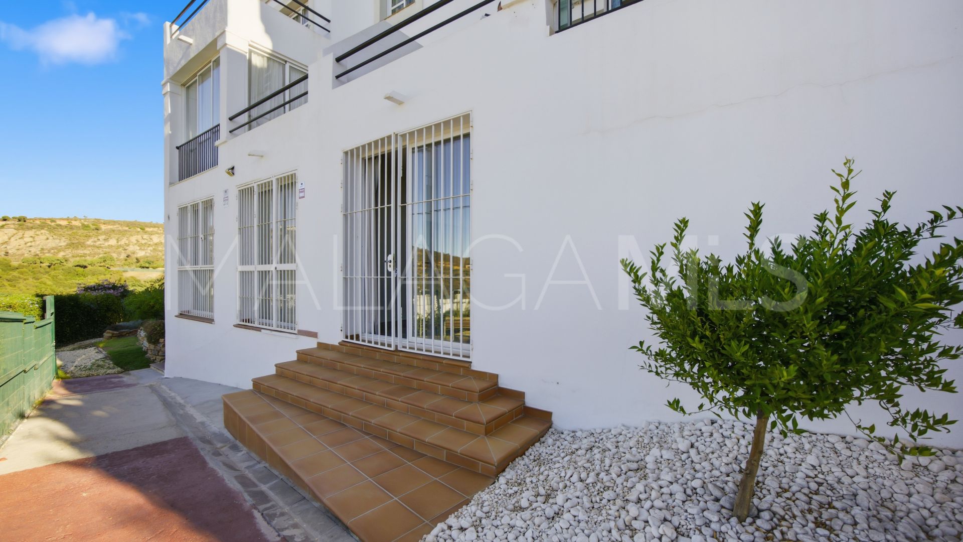 3 bedrooms town house in Bahia de las Rocas for sale