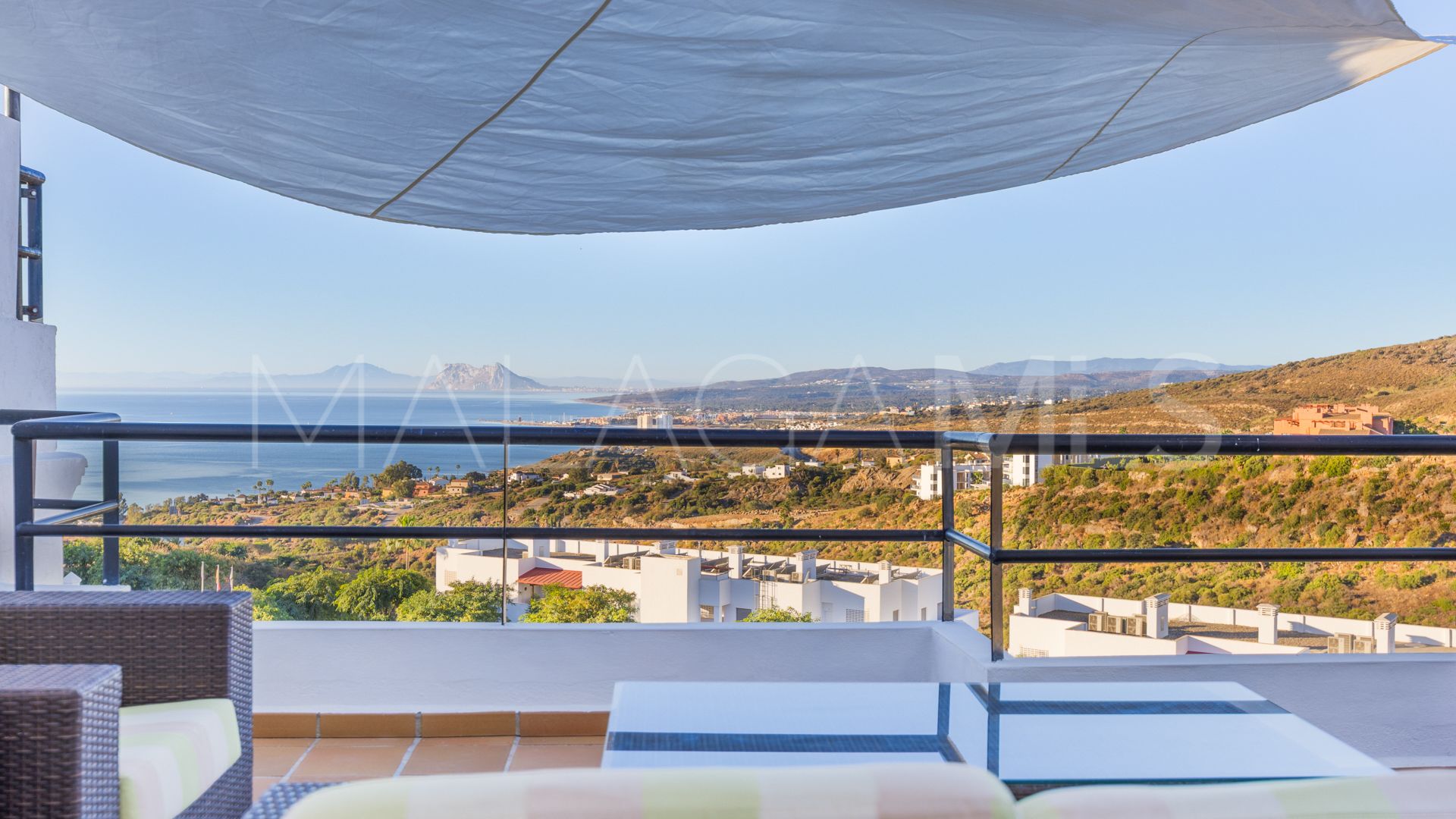 3 bedrooms town house in Bahia de las Rocas for sale