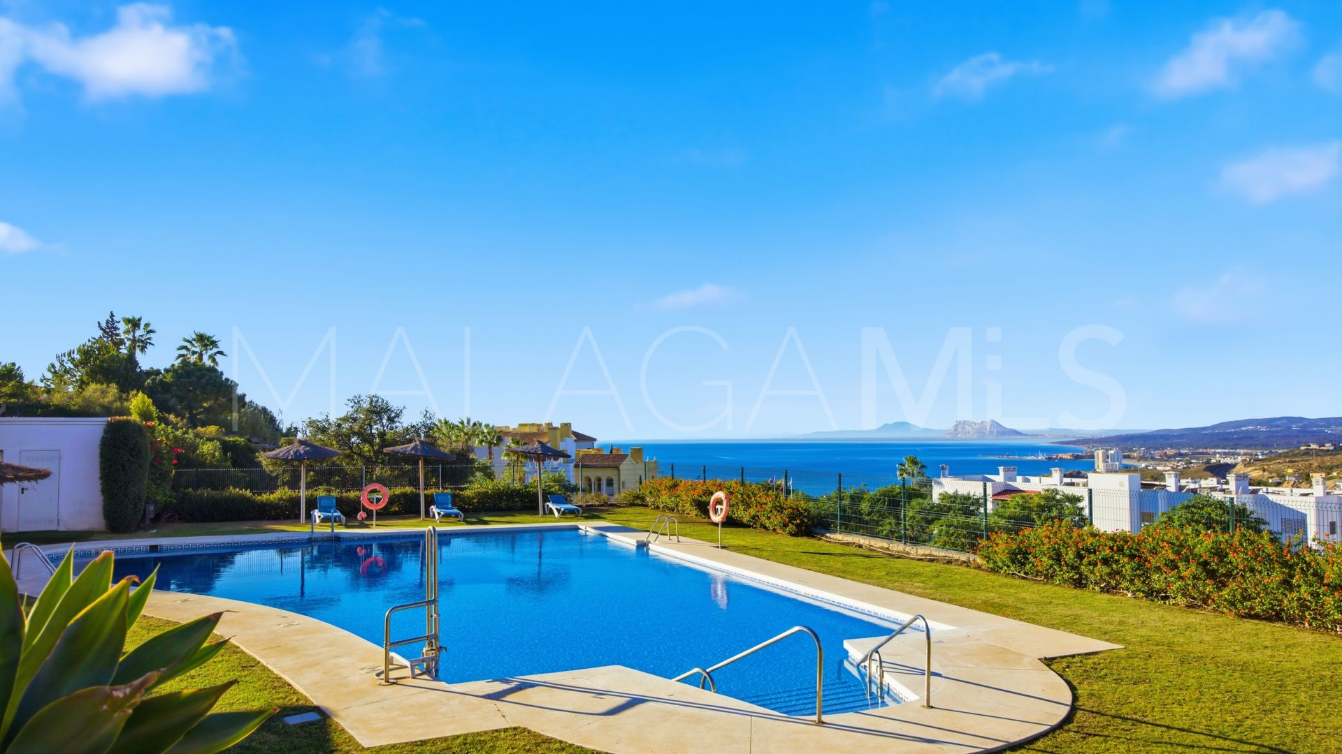 3 bedrooms town house in Bahia de las Rocas for sale