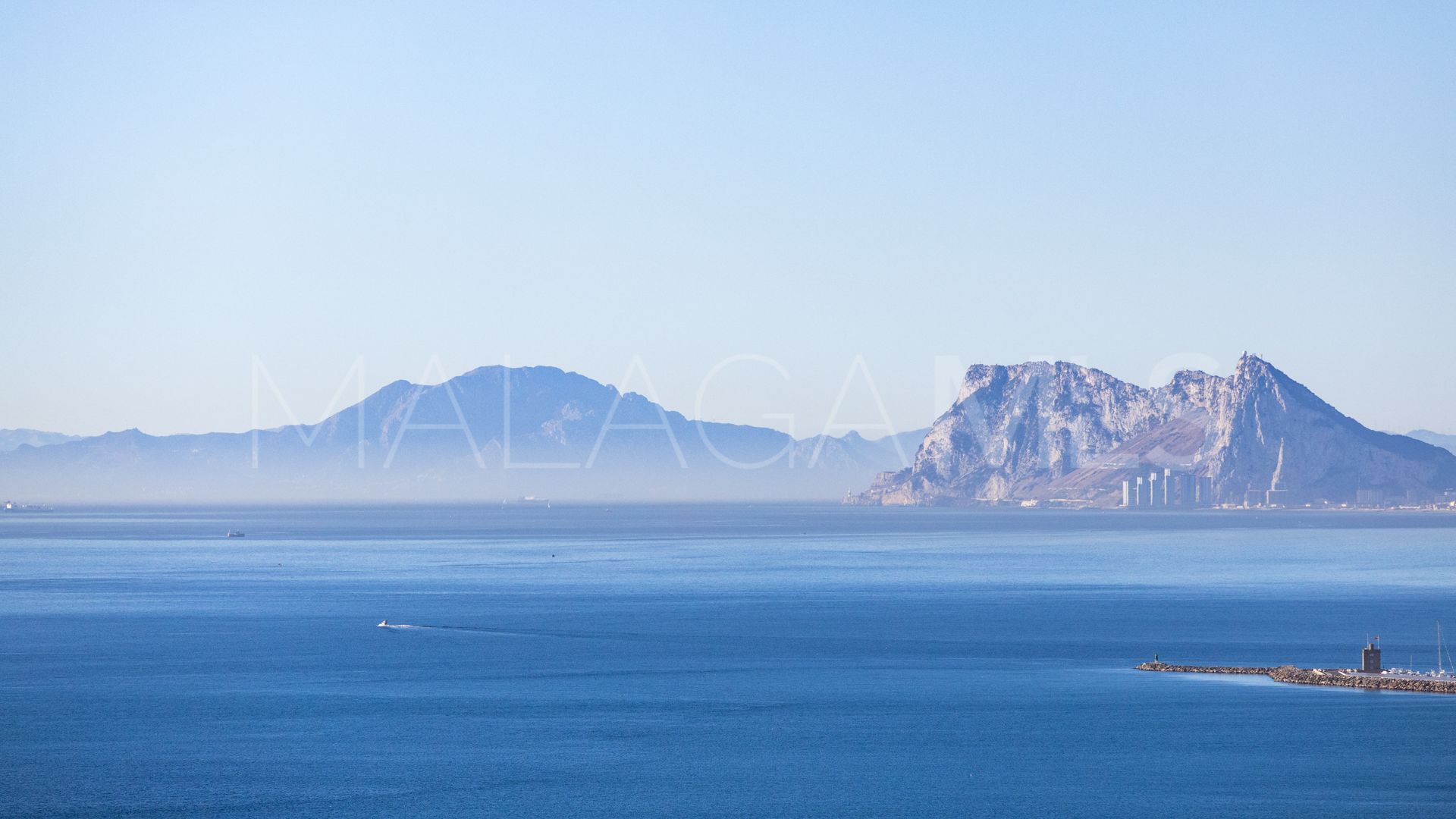 3 bedrooms town house in Bahia de las Rocas for sale