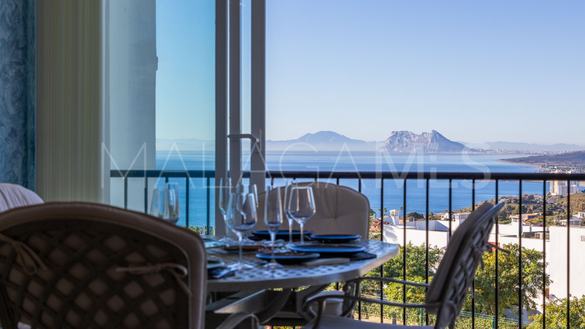 3 bedrooms town house in Bahia de las Rocas for sale