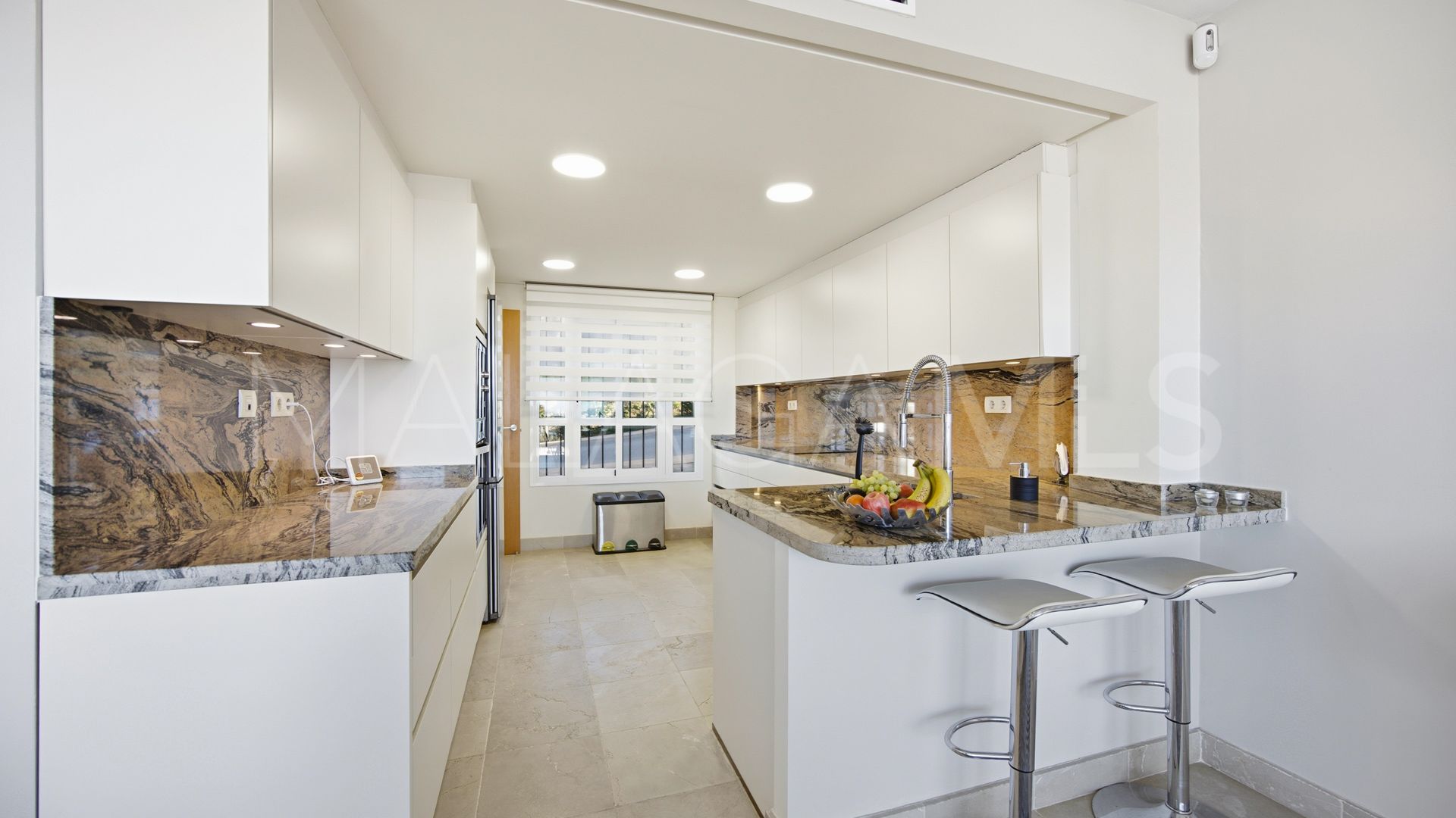 3 bedrooms town house in Bahia de las Rocas for sale