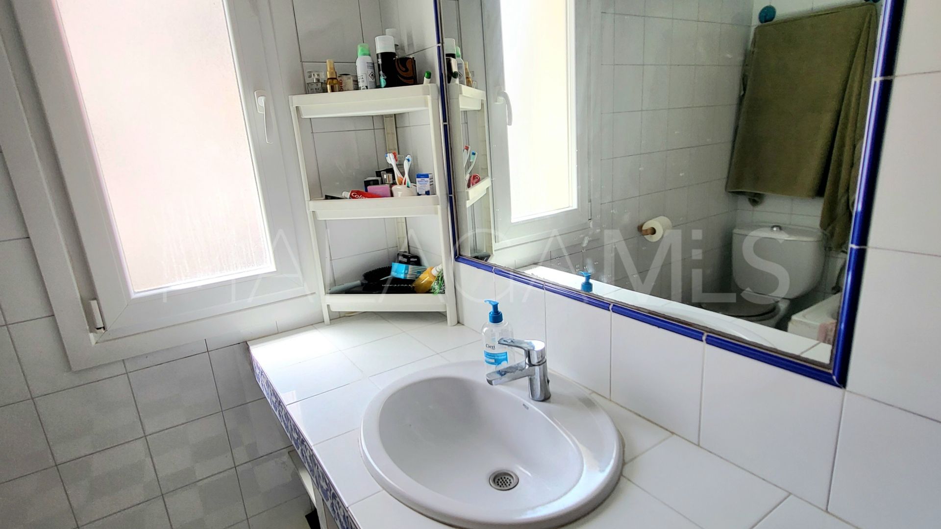 Doppelhaushälfte for sale in Manilva Pueblo