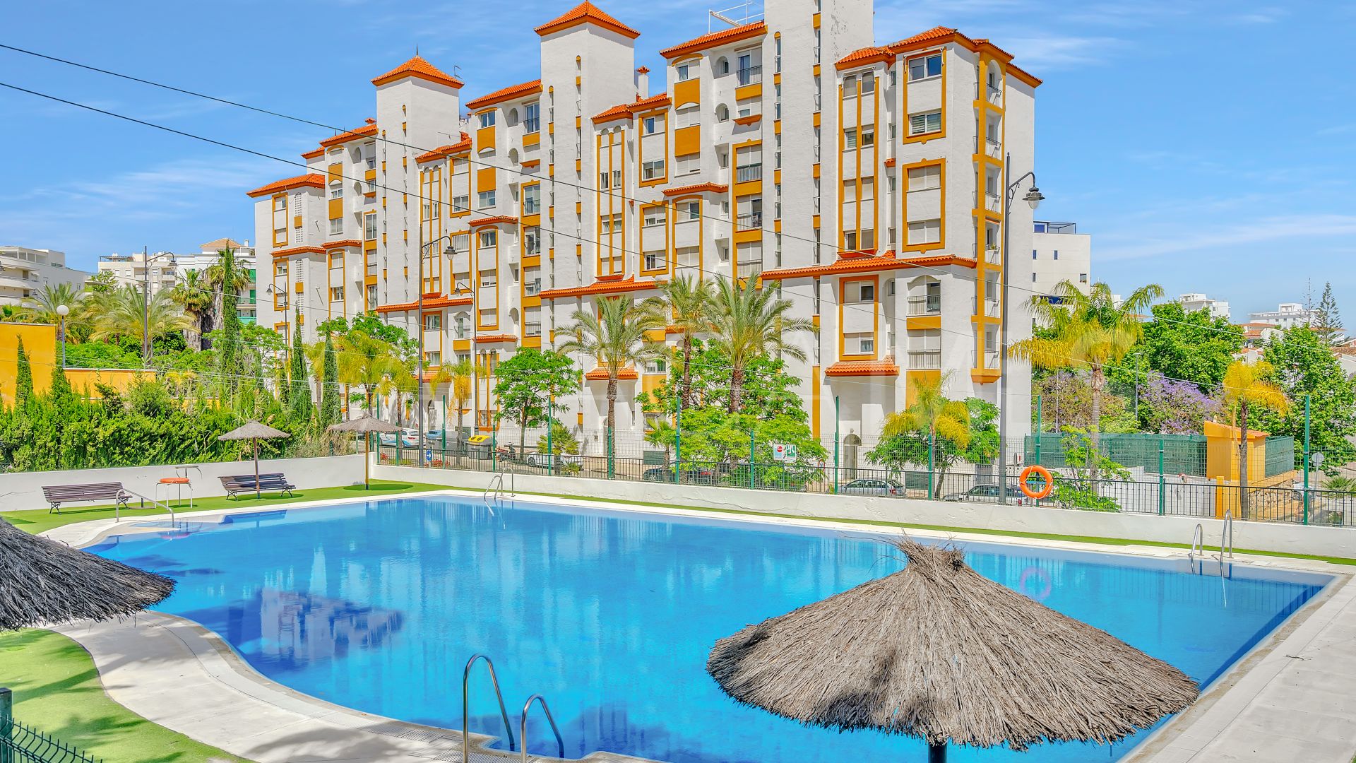 3 bedrooms Puerto Blanco penthouse for sale