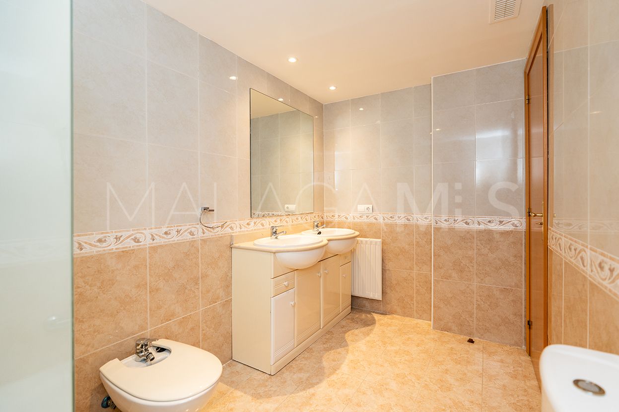 For sale duplex penthouse in Guadalmina Alta