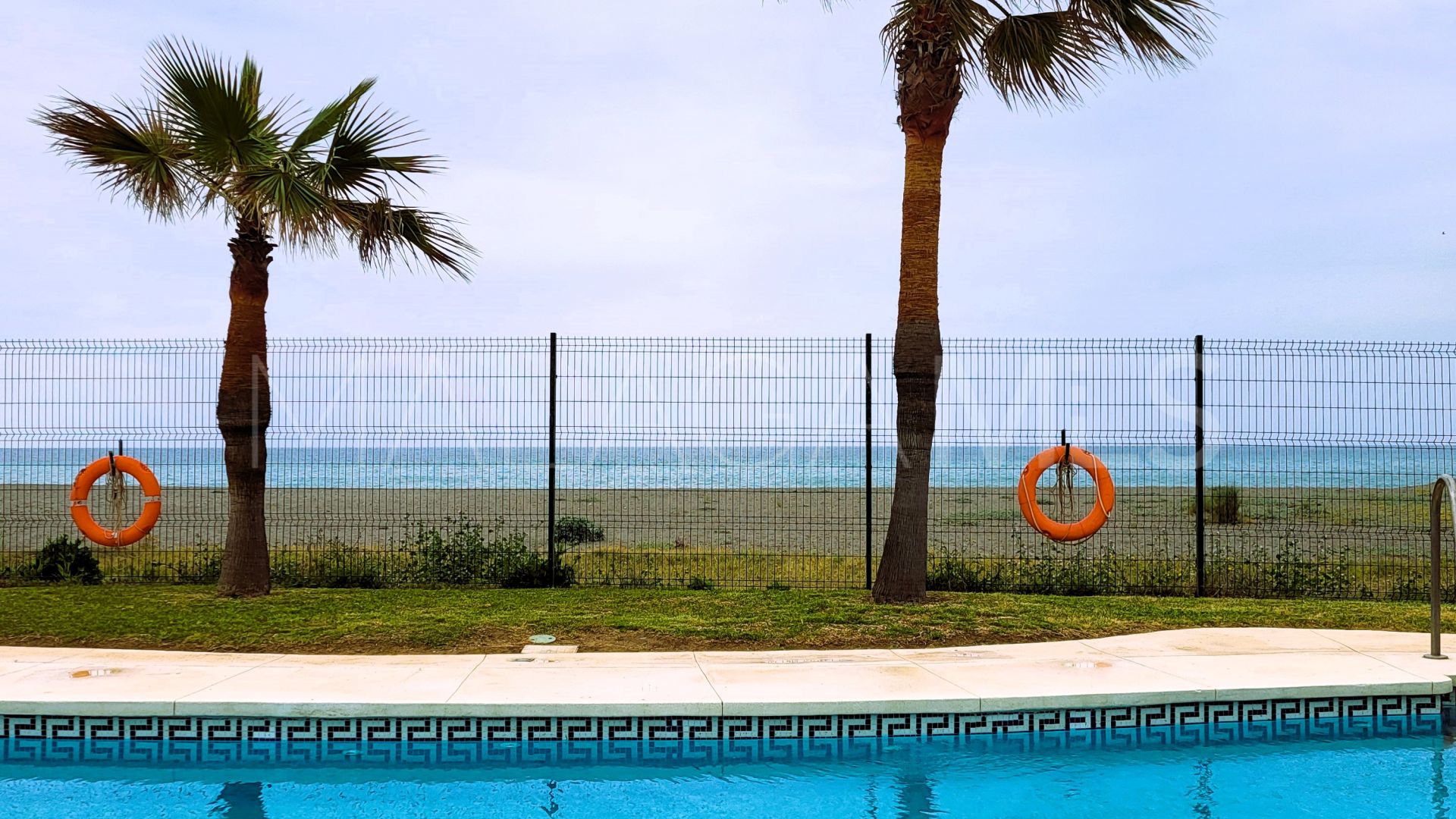 Doppelhaushälfte for sale in Manilva Beach