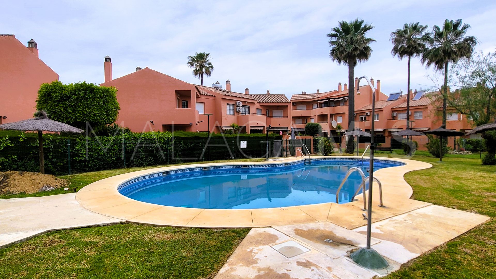 Doppelhaushälfte for sale in Manilva Beach